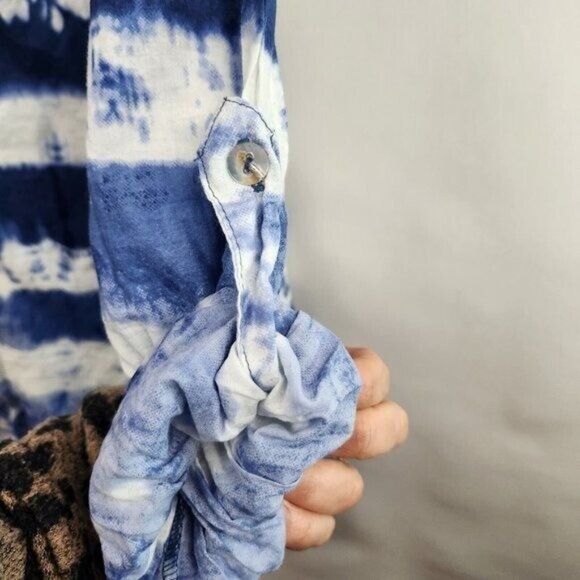 Beaches & BOHO Womens Tunic Top Medium Blue White Tie Dye Coastal Resort Hippie - Picture 4 of 9